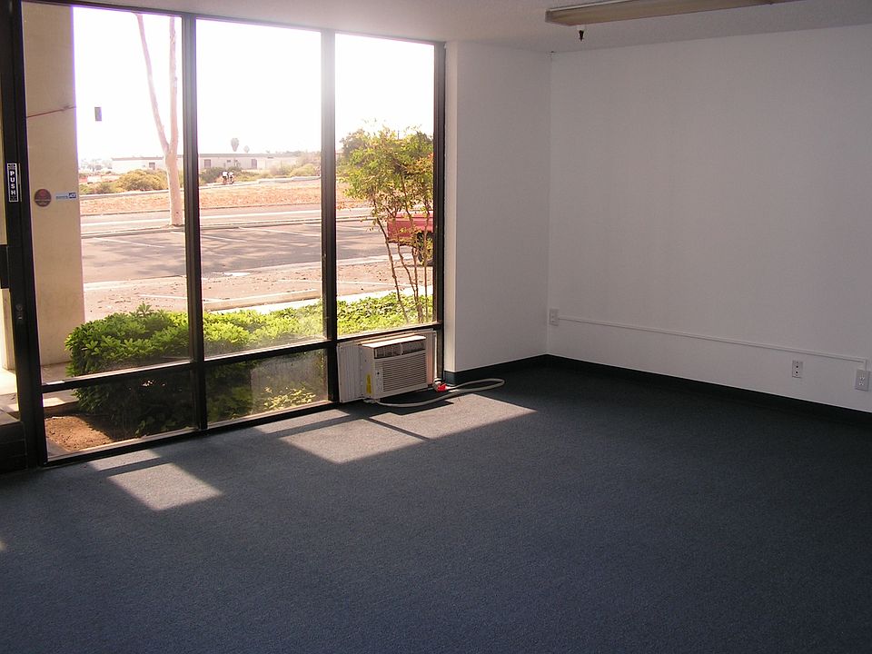 2nd image of 497 11th St Ste 9