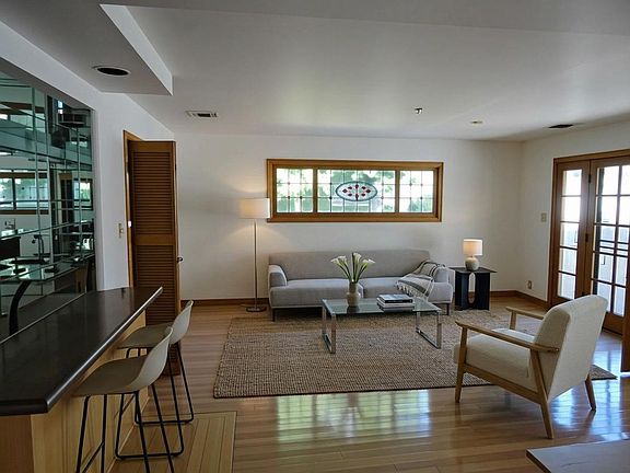 4th image of 6034 Mary Ellen Ave