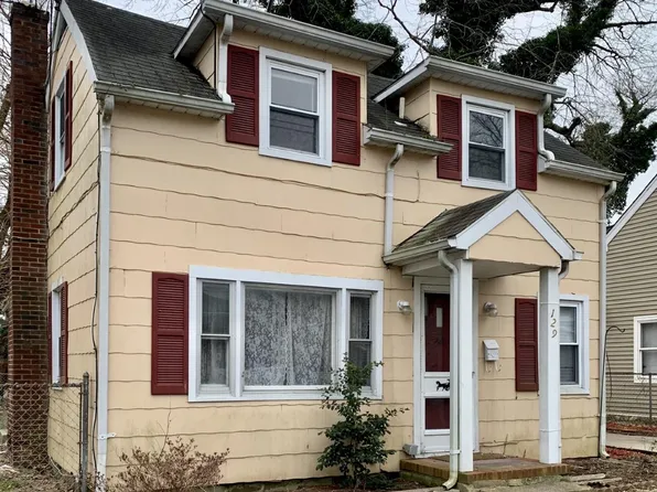 129 4th St, Seaford, DE 19973