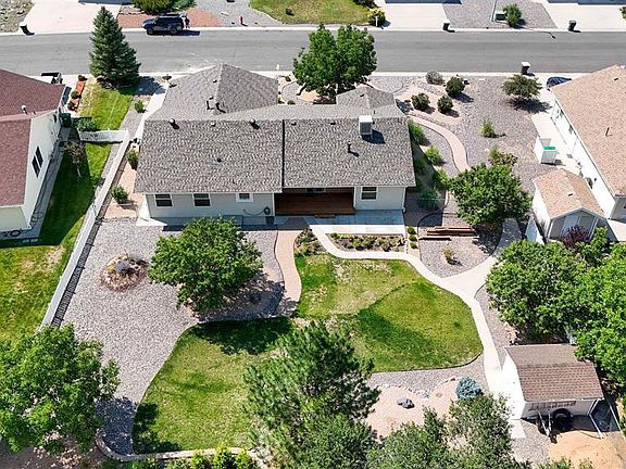 3rd image of 1673 Wetterhorn Street