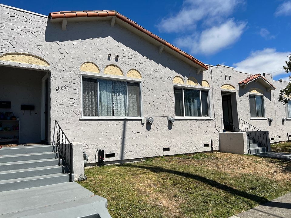 1st image of 2685 Sacramento St