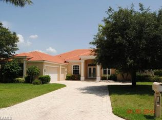12291 Water Oak Dr, Estero, FL 33928