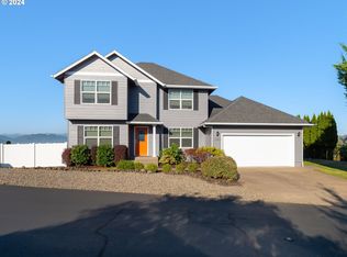 1020 NE Granite Rdg, Roseburg, OR 97470