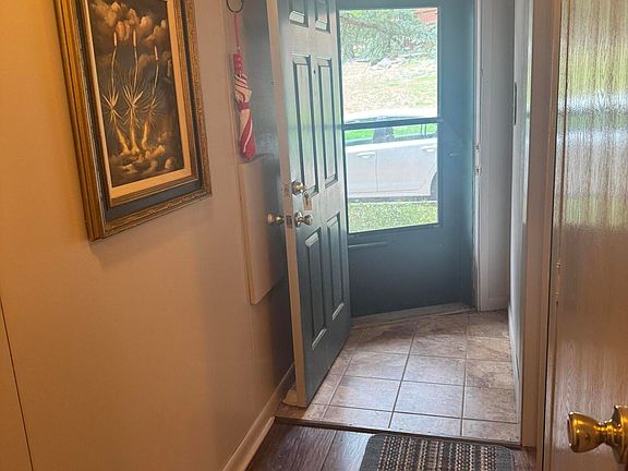 2nd image of 904 Carrizo Canyon Rd #137