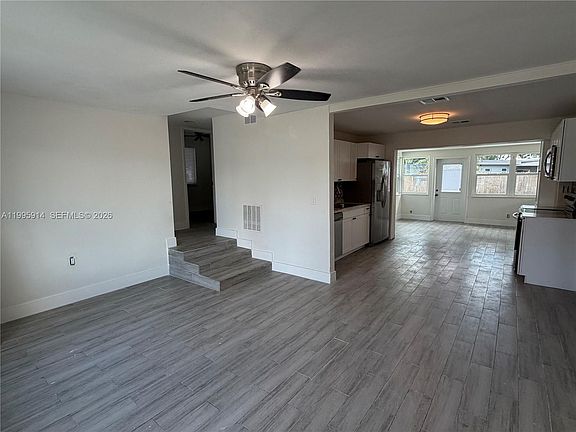 2nd image of 6604 Raleigh St