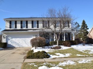 4950 Castaway Ln, Hoffman Estates, IL