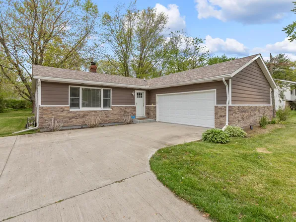 406 Jefferson St, Kouts, IN 46347