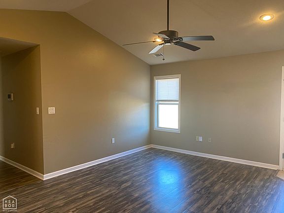 3rd image of 358 Wildwood Point