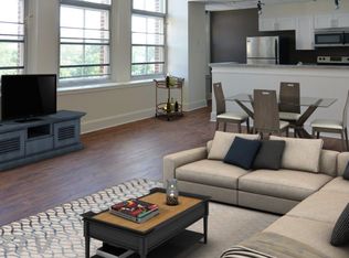 21 W Washington St APT 202, West Chester, PA 19380