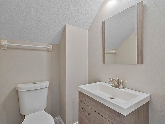 4th image of 13209 Briar Forest Ct