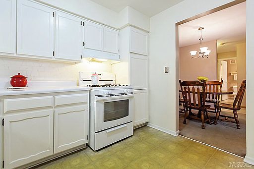 4th image of 8315 Route 53 APT B2