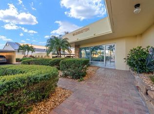 4550 Cove Cir APT 305, Saint Petersburg, FL 33708