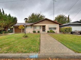 1061 Laurel Ave, Gustine, CA 95322