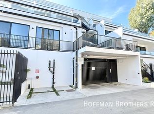 3912 Kentucky Dr #201, Los Angeles, CA 90068