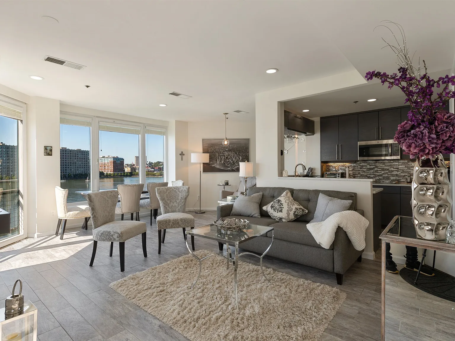 Riva Pointe — Photo 4