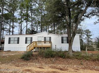 16 Big Buck Dr, Poplarville, MS 39470