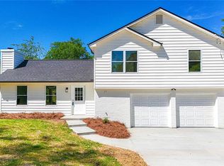 4084 Dollar Cir, Suwanee, GA 30024