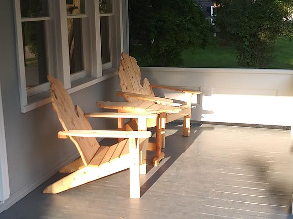 Spacious covered porch