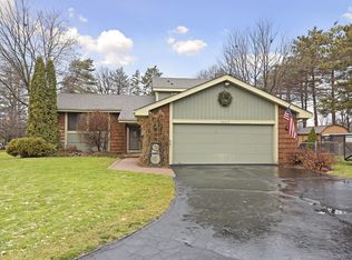 3502 Maplewood Cir, Excelsior, MN 55331
