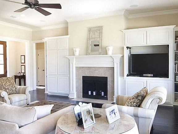 2nd image of 5209 Ballybunion Ln