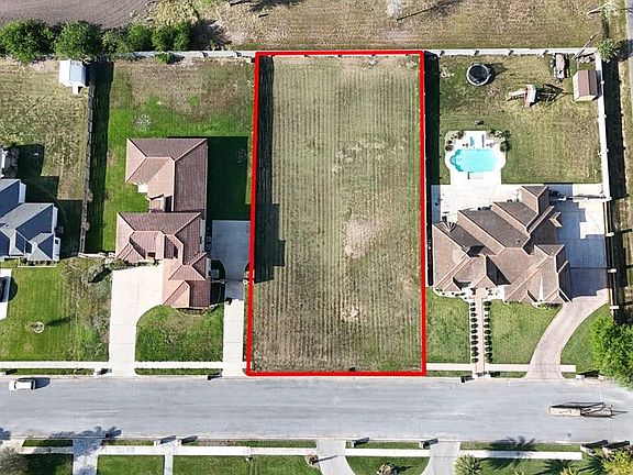 5th image of 16195 Weston Way Dr