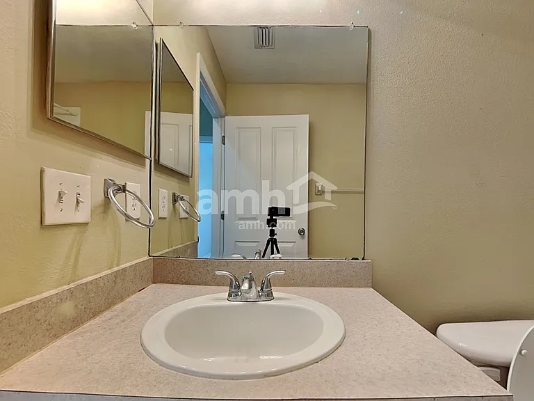 27437 Sugar Loaf Dr — Photo 12