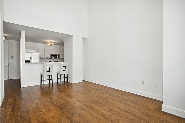 Rented by Compass | media 11