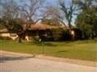 1101 Sierra Dr, Woodway, TX 76712