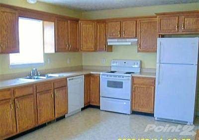 4th image of 735 Cobbler Ln W