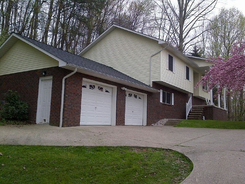 1st image of 1662 Lakewood Dr