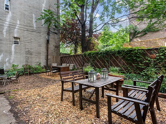 5th image of 203 Baltic St #D1
