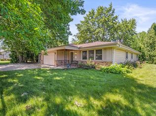 W163S7463 Charlotte Ct, Muskego, WI 53150