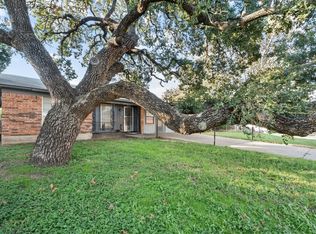 805 W 6th St, Cisco, TX 76437