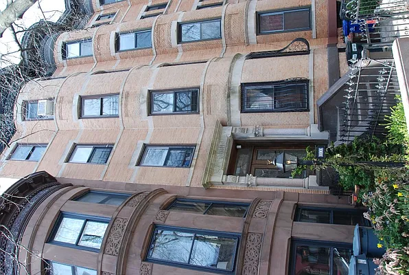 Sold by Corcoran | media 22