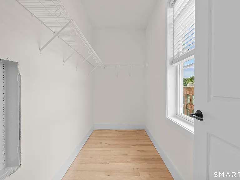 113 Canal St W #301 — Photo 33