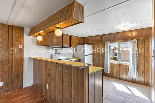 440 W Main St #3 Photo 1