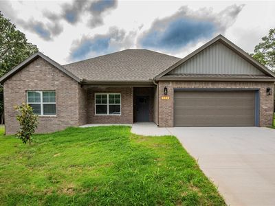 111 Selkirk Dr, Bella Vista, AR, 72715