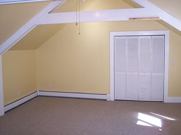 4th image of 259 Essex St