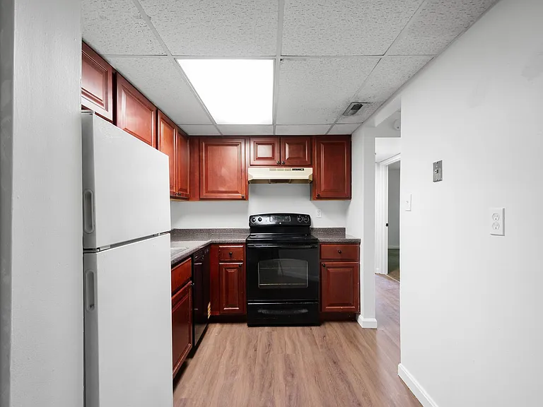 2850 Washington Blvd — Photo 33