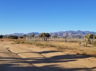 Oxford Rd, Phelan, CA 92371