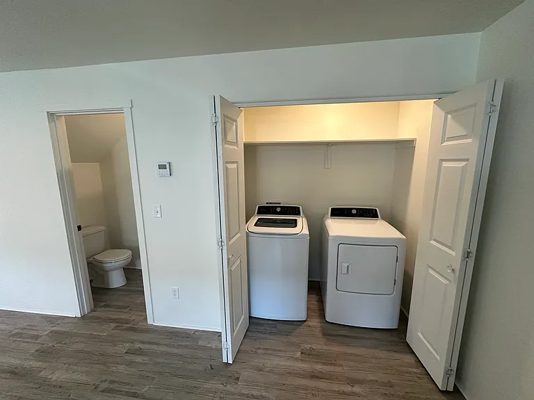 210 Cheryl Ln #1 — Photo 6