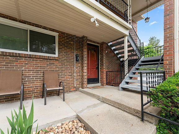 3rd image of 1501 Cowling Ave
