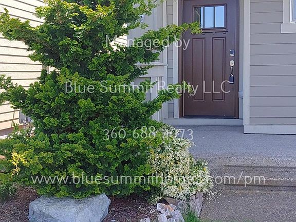 2nd image of 8621 Atlas Ave NE