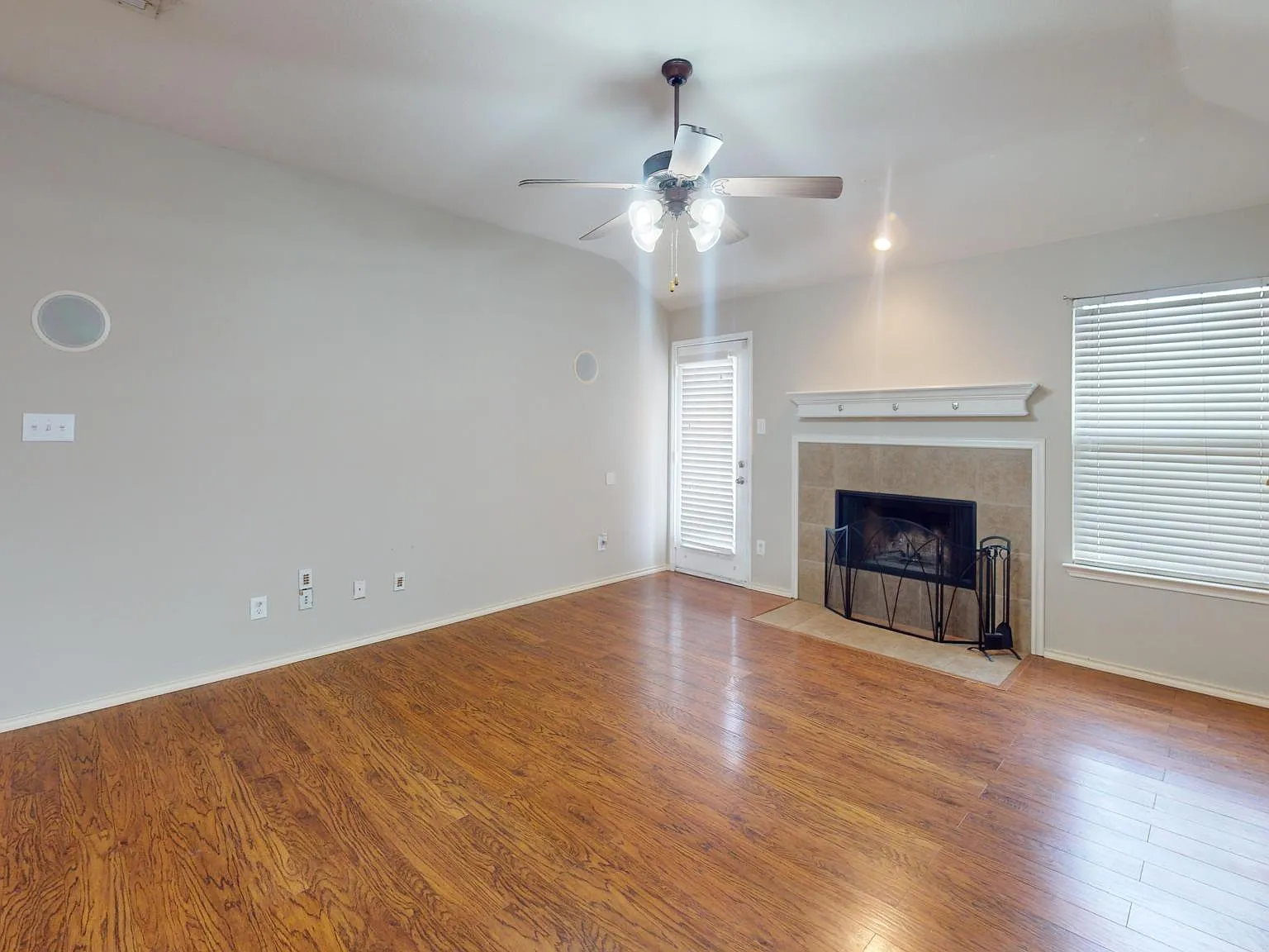 3 bed, 1737 sqft, $1,850 — Photo 4
