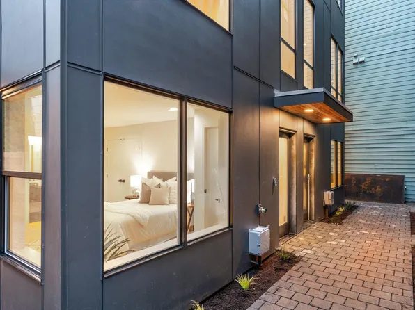 6232 Stanley Ave S #B, Seattle, WA 98108