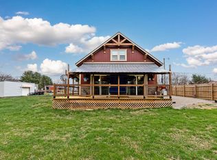 374 Center St, Gratiot, OH 43740