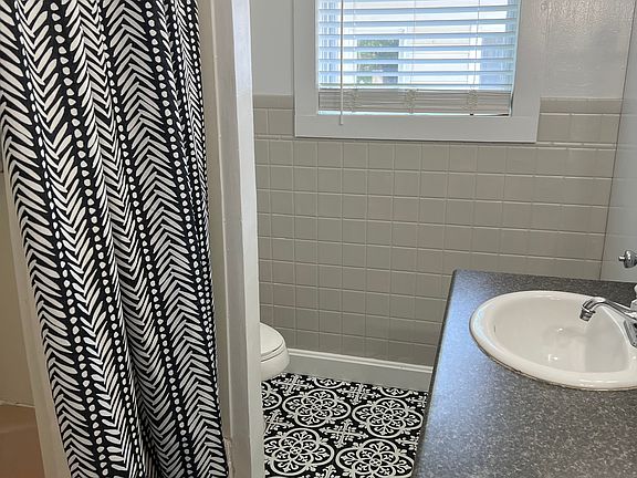 2nd image of 28 Elizabeth St Floor 2