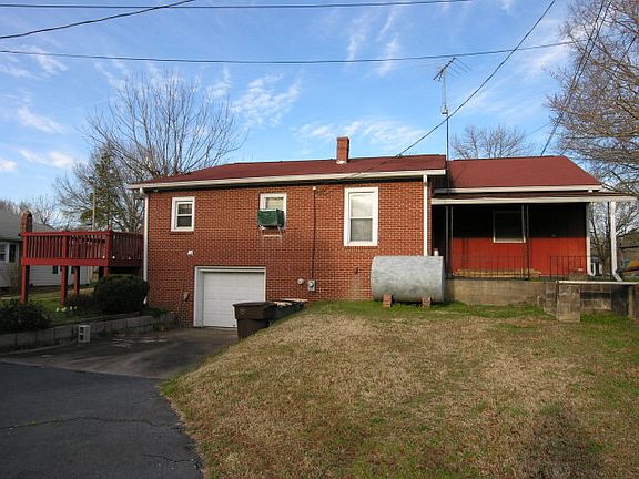 2nd image of 1512 Lawnside Pl