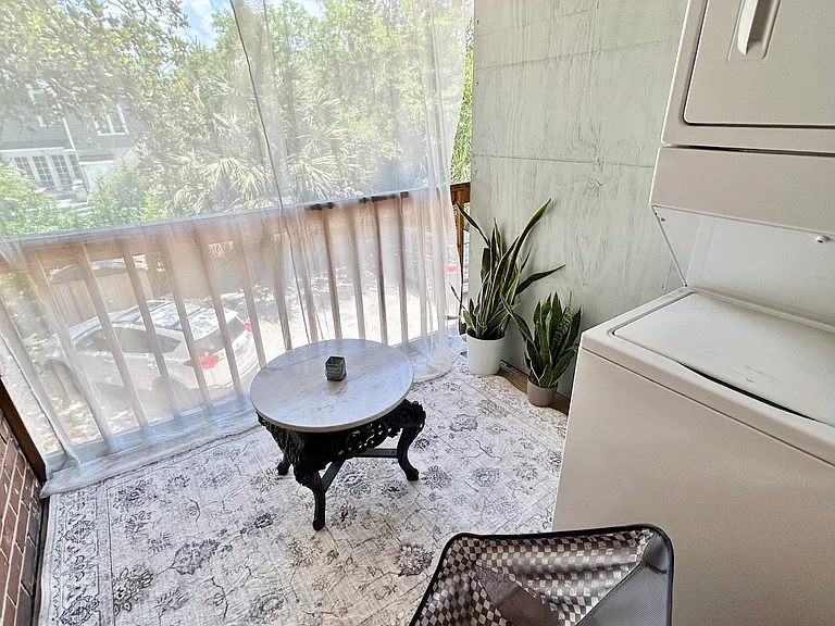40 Cottage Ave #3 — Photo 3