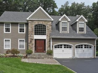 4 Brown St, Succasunna, NJ 07876